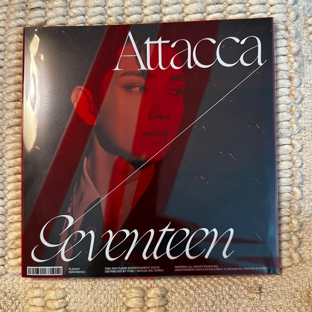 Attaca by Seventeen CD and Magazine